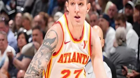 激战在即！巨头客场挑战，残阵之师能否逆袭翻盘？